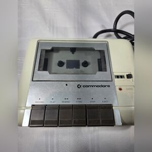 COMMODORE 64 C2N Datasette Cassette Tape Player Recorder Tested!